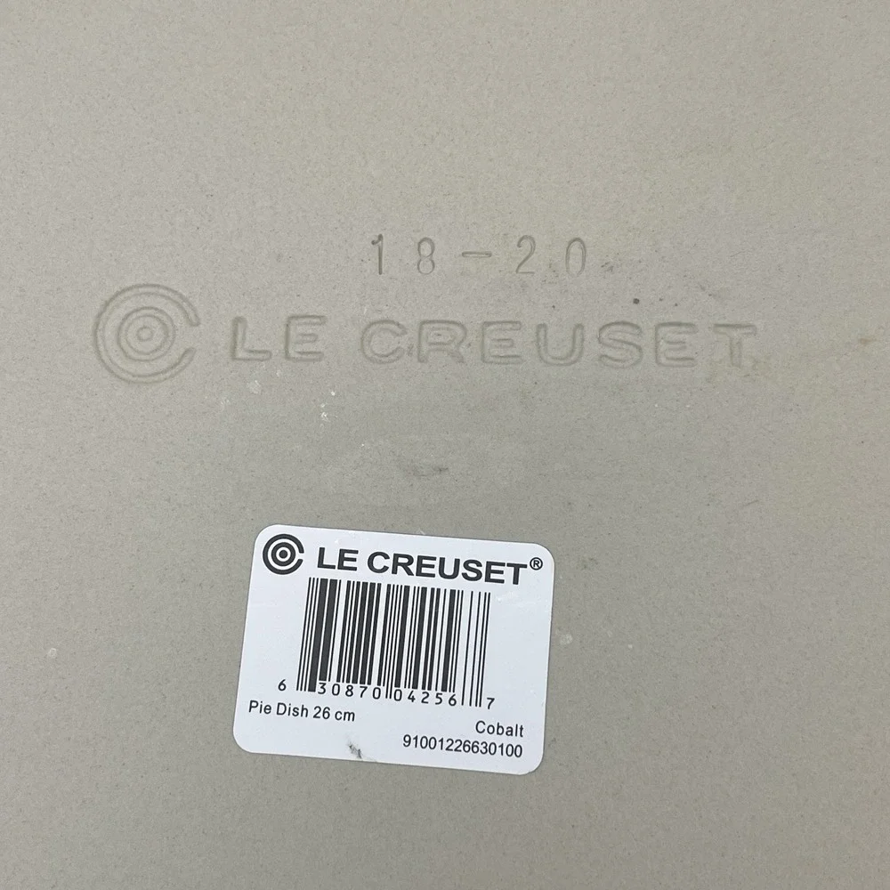 Le Creuset cobalt Blue Stoneware Pie Dish 26cm 11.5
